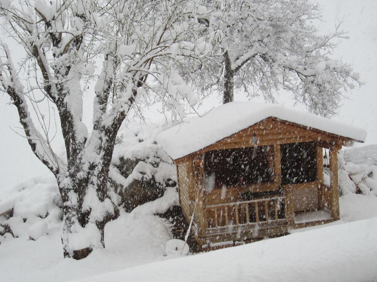 Levandes Houses Kalavryta Esterno foto